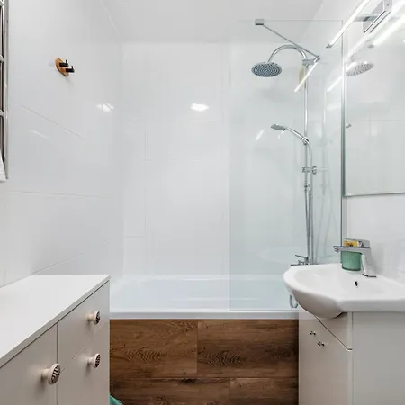 Apartment Kochanowskiego 3 By Homeprime