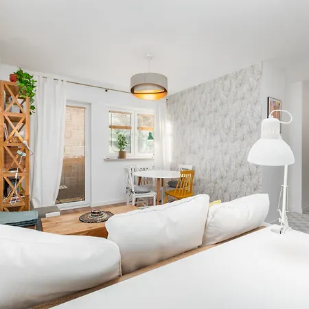 Kochanowskiego 3 By Homeprime Warsaw